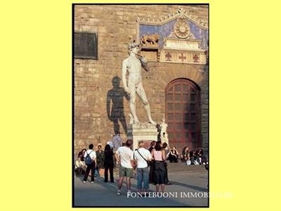 COMMERCIALE - PIAZZA DEL DUOMO-PIAZZA DELLA SIGNORIA