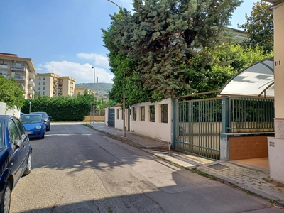 Garage / posto auto in vendita a Battipaglia Salerno