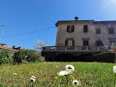 Rustico casale in vendita a Gallicano Lucca