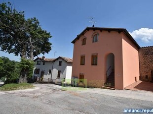 Appartamenti Montefortino Montazzolino snc cucina: A vista,