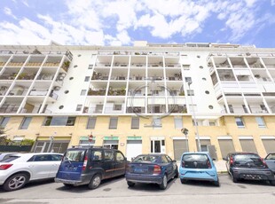 Appartamento di 2 vani /89 mq a Bari - Marconi - San Cataldo