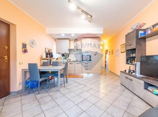 Appartamento in vendita a Guidonia Montecelio, Villalba