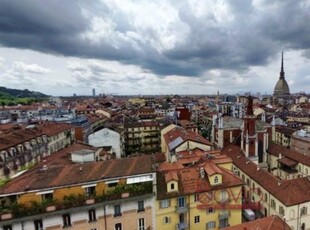 Appartamento in Vendita a Torino Vanchiglia / Vanchiglietta