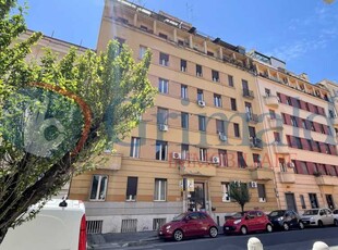 Appartamento in Vendita ad Roma - 420000 Euro