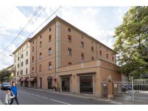 Appartamento in Via Castiglione, 91, Bologna (BO)