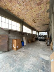 Box / Garage in vendita a Altidona
