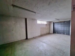 Box / Garage in vendita a Vigliano Biellese