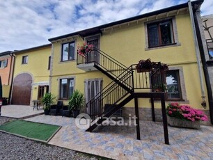 Casa Bi/Trifamiliare in Vendita in Via San Francesco 2 a Bovolone