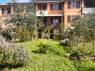 Casa indipendente con giardino a Volterra