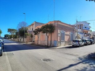 Casa Indipendente in Via Roma, Bari (BA)