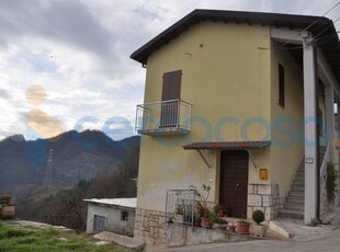 Casa semi indipendente in vendita in Strada Caserine, Roccafluvione