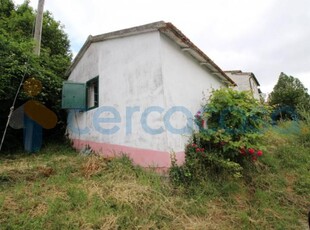 Casa singola da ristrutturare, in vendita a Montevarchi