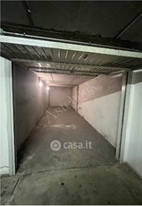 Garage/Posto auto in Vendita in Via Alcide De Gasperi a Merate