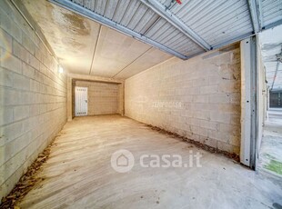 Garage/Posto auto in Vendita in Via Antonio Rosmini 8 a Fagnano Olona