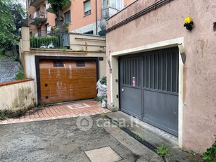 Garage/Posto auto in Vendita in Via Augusto Murri 195 a Bologna