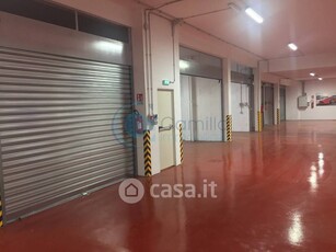 Garage/Posto auto in Vendita in Via Benedetto Croce a Roma