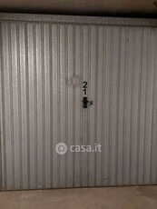 Garage/Posto auto in Vendita in Via dei Giardinetti 158 a Roma