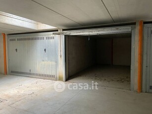 Garage/Posto auto in Vendita in Via Don Carlo Gnocchi a Comun Nuovo