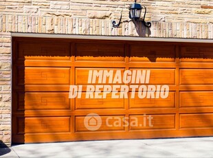 Garage/Posto auto in Vendita in Via genova a Viterbo