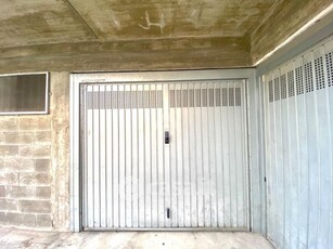 Garage/Posto auto in Vendita in Via Gorizia 32 a Capriolo