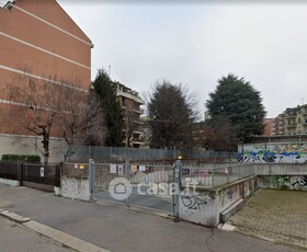 Garage/Posto auto in Vendita in Via Innocenzo Isimbardi 63 a Milano