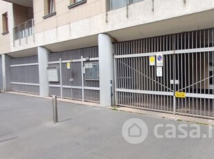 Garage/Posto auto in Vendita in Via Melchiorre Gioia a Milano