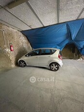 Garage/Posto auto in Vendita in Via Orazio 2 a Napoli