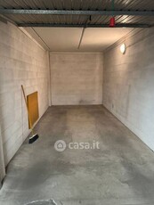 Garage/Posto auto in Vendita in Via Pietro Rubini a Parma