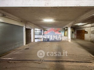 Garage/Posto auto in Vendita in Via Riccardo Zampieri 13 a Roma