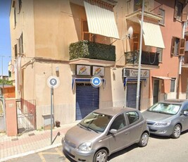 Locale in via Apollodoro, 64, Matteotti-Uliveto-Buonarroti,