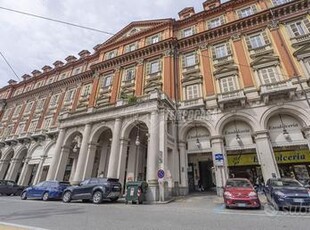 Negozio a Torino Piazza Statuto 1 locali