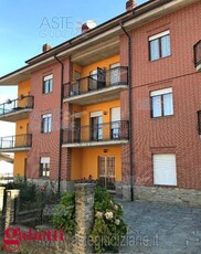 Palazzo / Stabile in vendita a Murazzano
