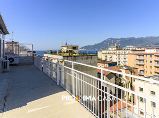 Quadrilocale in vendita a Salerno - Zona: Torrione
