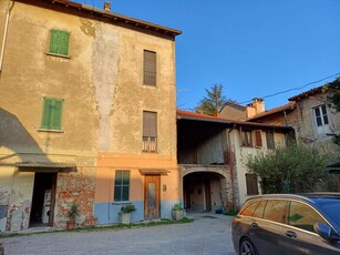 Rustico / Casale in vendita a Cornate d'Adda