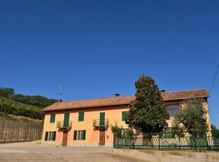 Rustico / Casale in vendita a Costigliole d'Asti