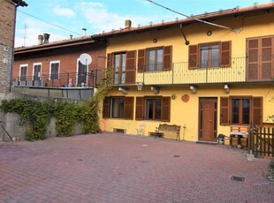 Rustico / Casale in vendita a Montegrosso d'Asti