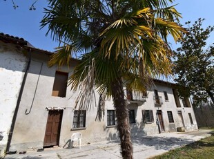 Rustico / Casale in vendita a Rocca d'Arazzo