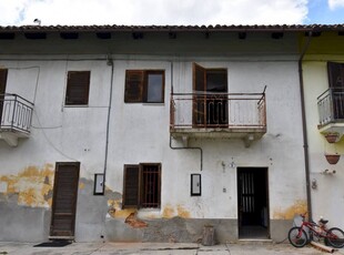Rustico / Casale in vendita a Vigliano d'Asti