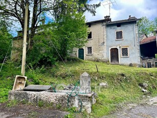 Rustico/Casale in Vendita in Località Tezze a Velo Veronese
