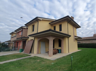 Villa a Schiera in vendita a San Possidonio - Zona: San Possidonio