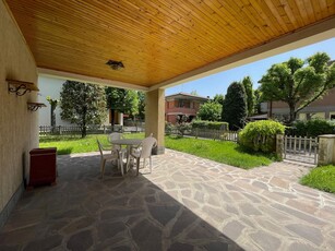 Villa Bifamiliare in vendita a Crevalcore