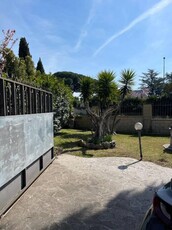 Villa bifamiliare via dei Laghi 28, Ciampino