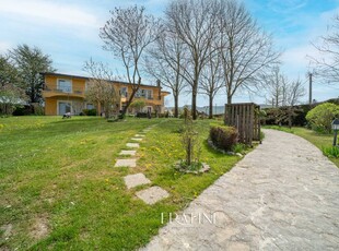 Villa con terrazzo a Castel di Sangro