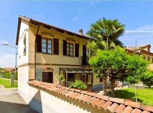 Villa in vendita a Agliano Terme