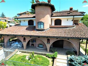 Villa in vendita a Castelletto Monferrato