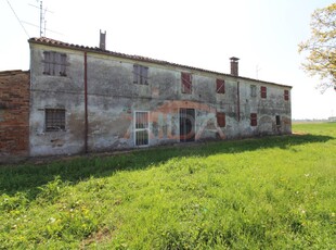 Villa in vendita a Portomaggiore - Zona: Runco
