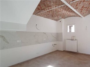 villa indipendente in vendita a Modena