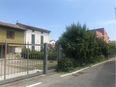 Casa Indipendente in Via Mattei, 2, Cavenago d'Adda (LO)