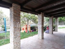 Villa nuova a Pettoranello del Molise - Villa ristrutturata Pettoranello del Molise