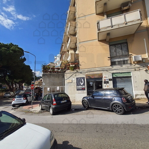 Negozio / Locale in affitto a Messina